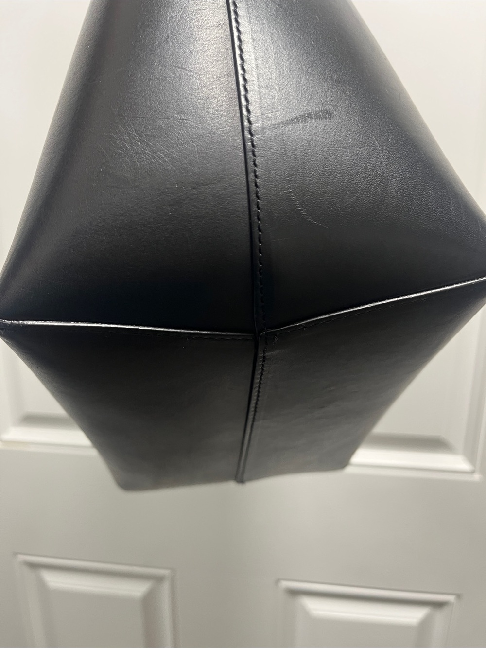 Mansur Gavriel Black Leather Bucket Shoulder Bag with Red Eyelet 13 x12.5x 6 - Picture 7 of 16